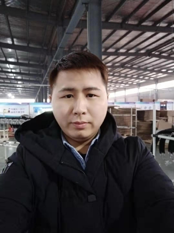 刀锋的第一张照片--句容中老年相亲网